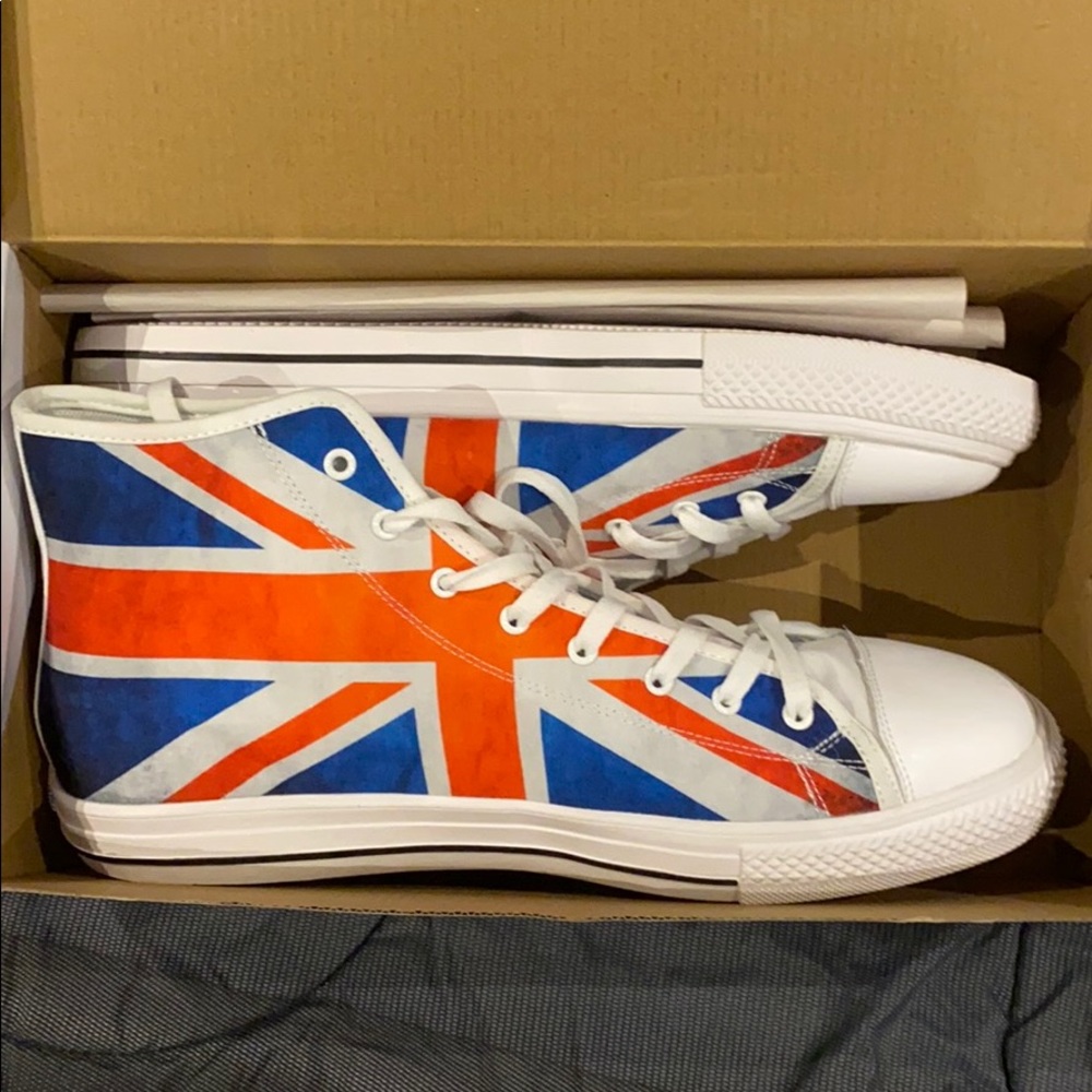 Size 12 men’s high top Union Jack